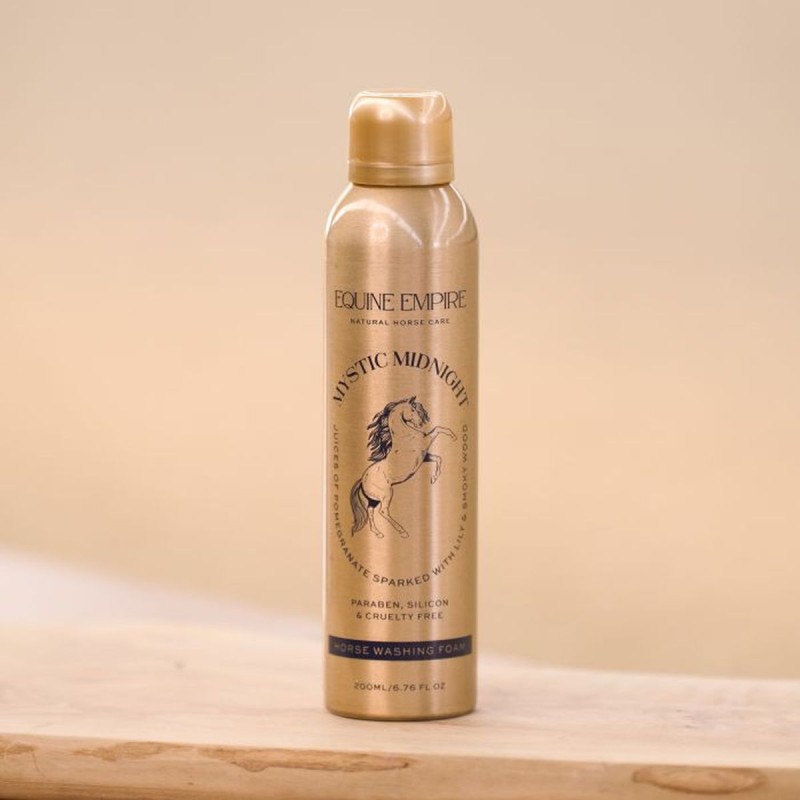 Hesteshampoo Skum - Mystic Midnight Granatæble Hesteshampoo Skum - Mystic Midnight Granatæble