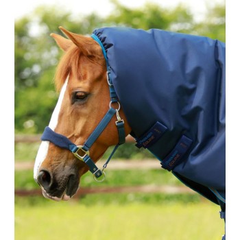 Dækkenhals 200g Medium Navy Titan Premier Equine Dækkenhals 200g Medium Navy Titan Premier Equine