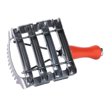 Karte metal med træhåndtag