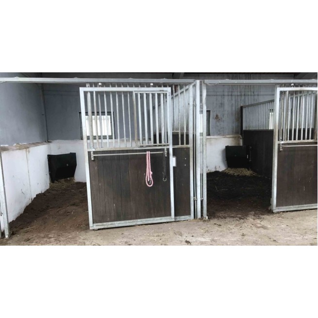 Plast Hødispenser 200 l Plast Hødispenser 200 l